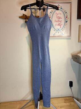 Coodoo hugger jumpsuit/ romper perfect condition!